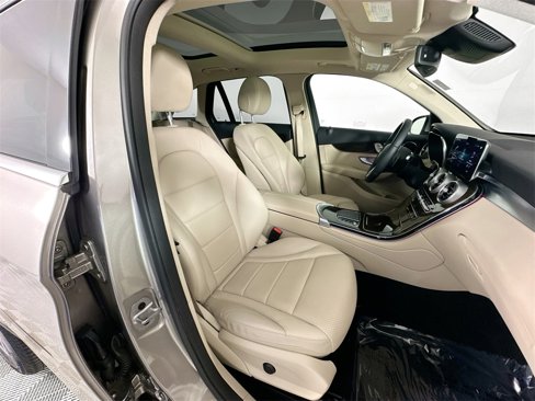 Certified 2022 Mercedes-Benz GLC 300 image 27