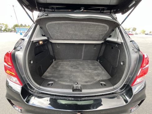 Used 2020 Chevrolet Trax LS image 34