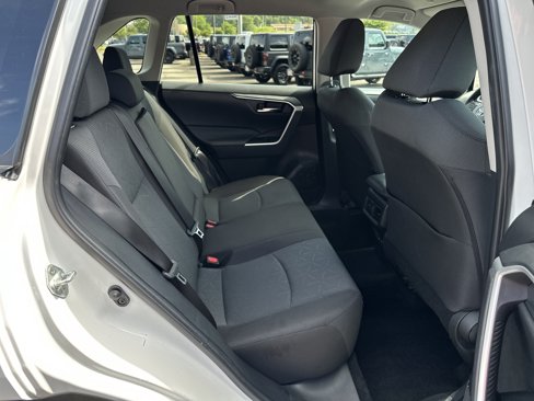 Used 2024 Toyota RAV4 XLE image 16