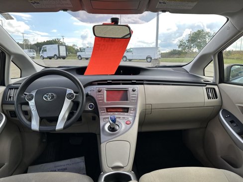Used 2015 Toyota Prius Three image 18