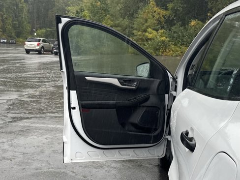 Used 2022 Ford Escape S image 19