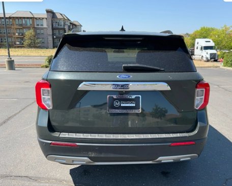 Used 2022 Ford Explorer XLT w/ Equipment Group 202A image 4