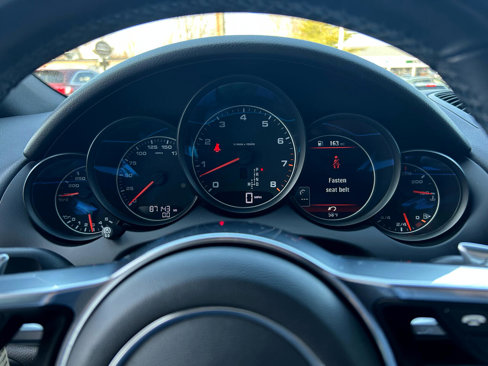 Used 2017 Porsche Cayenne Platinum Edition image 8