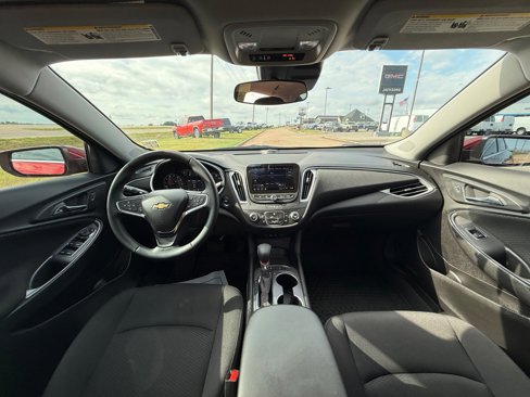 Used 2025 Chevrolet Malibu RS image 15