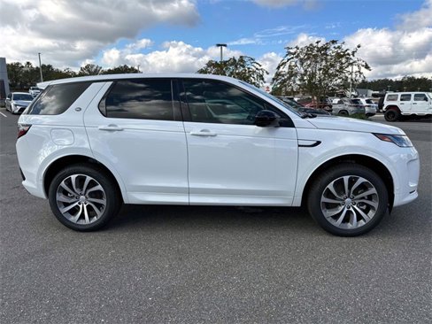 New 2025 Land Rover Discovery Sport S image 7