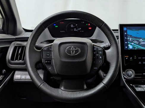 Used 2024 Toyota bZ4X XLE image 34