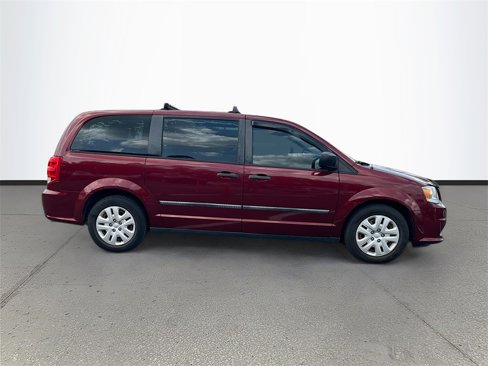 Used 2016 Dodge Grand Caravan American Value Package w/ UConnect Hands-Free Group image 8