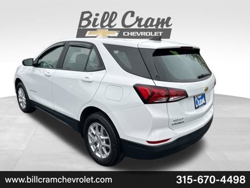 Used 2022 Chevrolet Equinox LS image 36