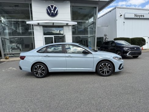 New 2025 Volkswagen Jetta Sport image 2
