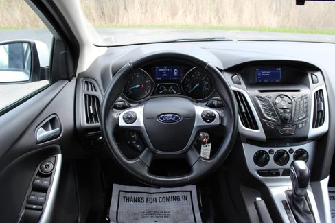 Used 2014 Ford Focus SE w/ Equipment Group 201A image 19
