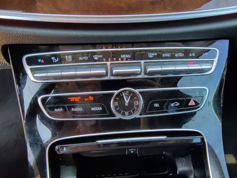 Used 2018 Mercedes-Benz E 300 image 27