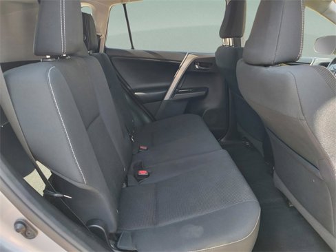 Used 2018 Toyota RAV4 XLE image 34