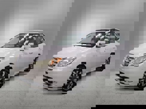 Used 2010 Hyundai Elantra GLS image 1