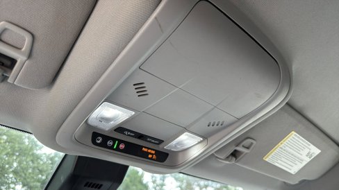 Used 2022 Chevrolet Equinox LS w/ LS Convenience Package image 23