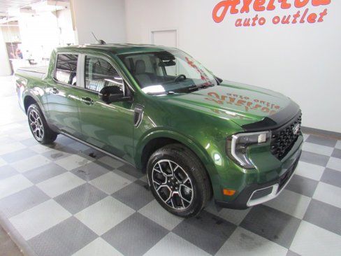 Used 2025 Ford Maverick Lariat image 8