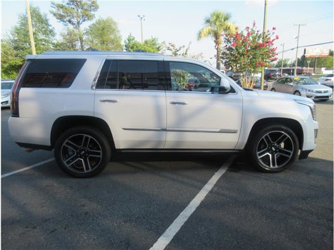 Used 2017 Cadillac Escalade Platinum image 6
