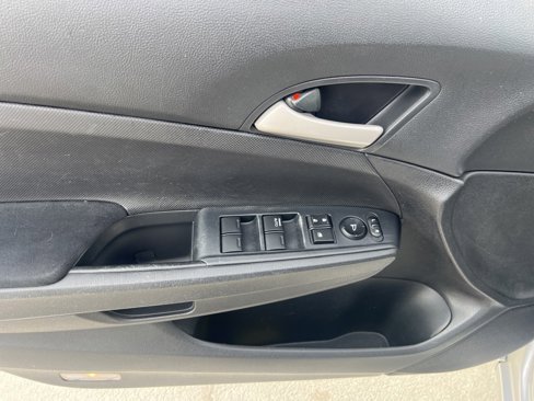 Used 2012 Honda Accord LX image 12