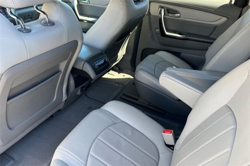 Used 2017 Chevrolet Traverse Premier image 5