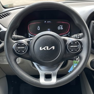 Used 2024 Kia Soul LX w/ Option Group 015 image 11
