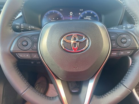 New 2025 Toyota RAV4 Limited image 22