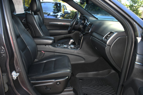 Used 2019 Jeep Grand Cherokee Limited image 22