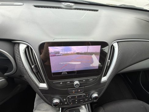 Used 2023 Chevrolet Malibu LT image 18