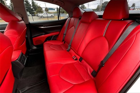 Used 2019 Toyota Camry XSE image 26