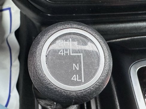 Certified 2023 Jeep Gladiator Sport image 25