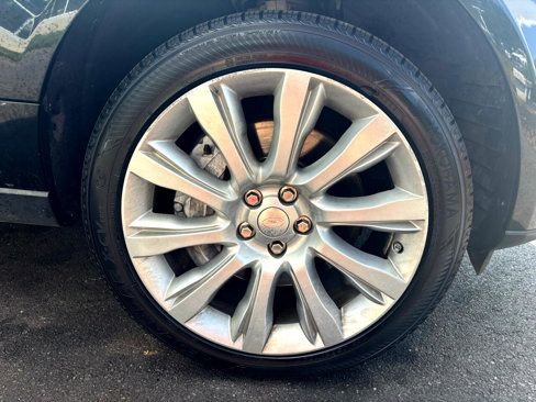 Used 2015 Land Rover Range Rover Supercharged image 16