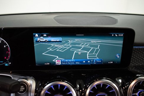 Used 2024 Mercedes-Benz GLB 250 4MATIC image 14