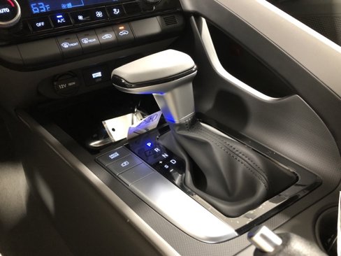 New 2025 Hyundai Elantra Sport image 30