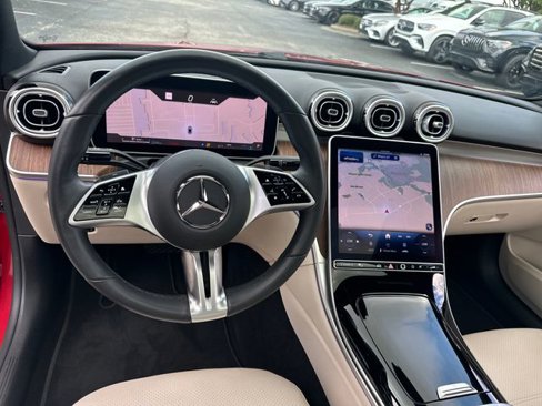 Used 2025 Mercedes-Benz C 300 Sedan image 16