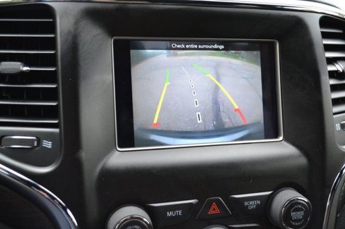 Used 2018 Jeep Grand Cherokee Laredo image 23