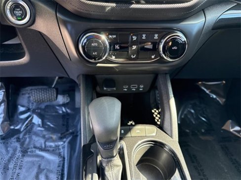 Used 2021 Chevrolet TrailBlazer LT w/ Convenience Package image 25