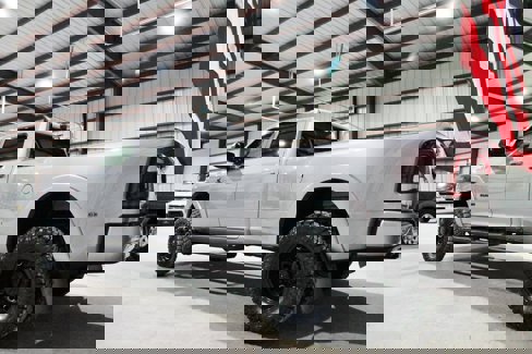 Used 2022 RAM 3500 Laramie w/ Night Edition image 8