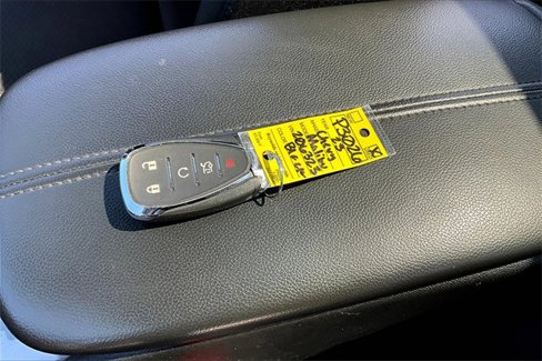 Used 2023 Chevrolet Malibu LT image 35
