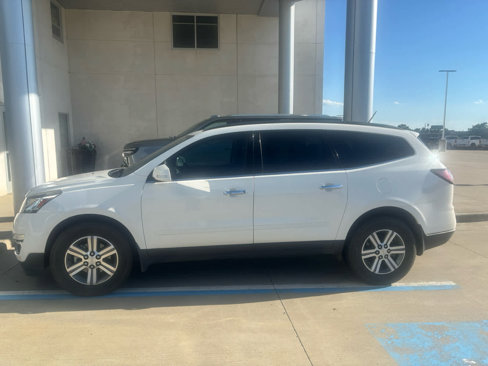 Used 2015 Chevrolet Traverse LT w/ Traveler's Package image 1