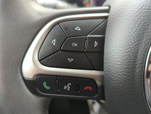 Used 2021 Jeep Compass Latitude image 22