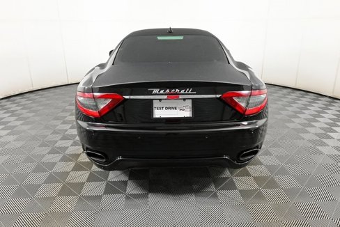 Used 2015 Maserati GranTurismo Sport image 30