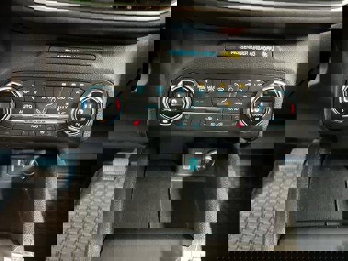 Used 2020 Ford Escape Titanium image 91