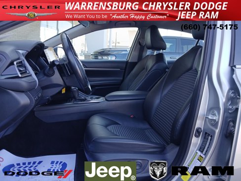 Used 2023 Toyota Camry SE image 12