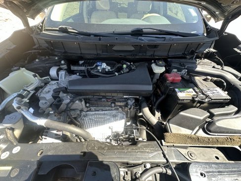 Used 2014 Nissan Rogue SV image 33
