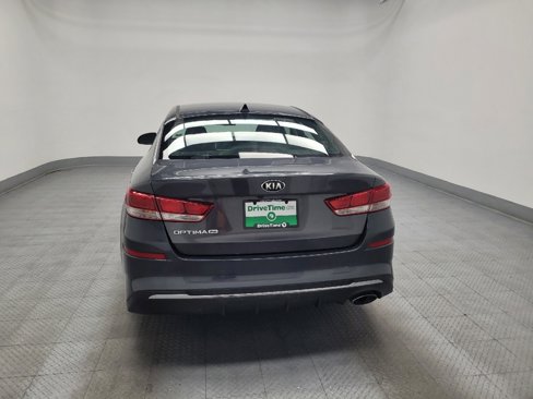 Used 2020 Kia Optima LX image 6