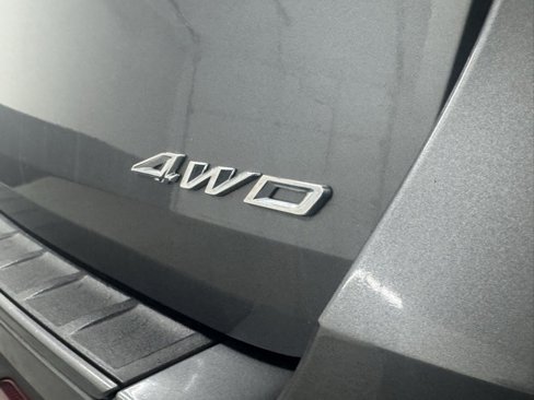 Used 2021 Ford Explorer XLT w/ XLT Sport Appearance Package image 41