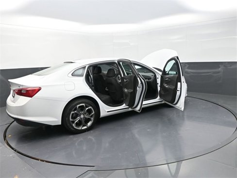 Used 2023 Chevrolet Malibu LT image 41