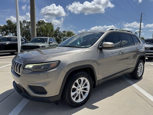 Used 2020 Jeep Cherokee Latitude image 8