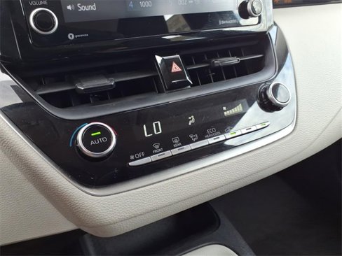Certified 2022 Toyota Corolla LE image 20