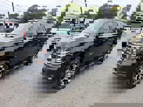 Used 2020 Chevrolet Suburban LS w/ Max Trailering Package image 3