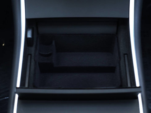 Used 2018 Tesla Model 3 Long Range image 39