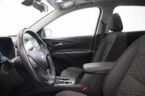 Used 2018 Chevrolet Equinox LT w/ Sun & Infotainment Package image 13